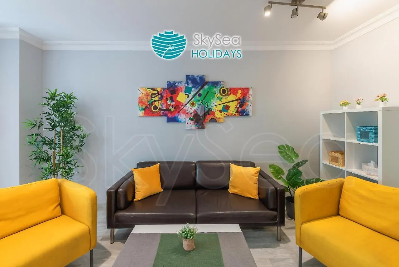 Sky Sea Holidays Malaga Turquesa ספרד